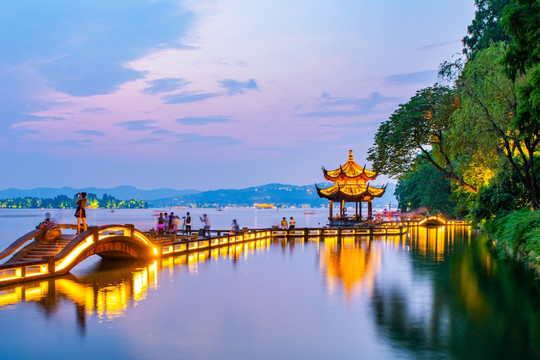 西湖夜景