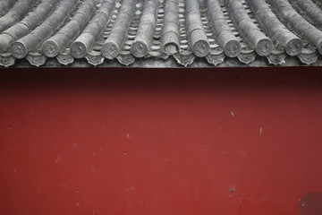 寺院红墙