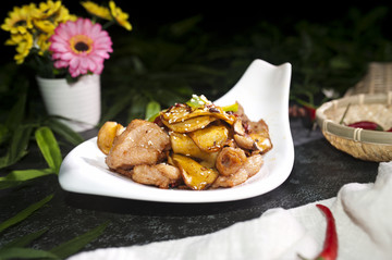 杏鲍菇炒牛肉