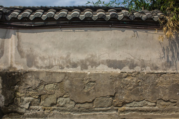 青瓦老墙