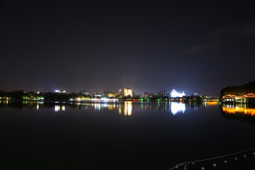 西湖夜景1