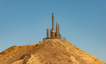 巴丹吉林沙漠雕塑