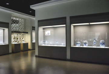博物馆瓷器展览