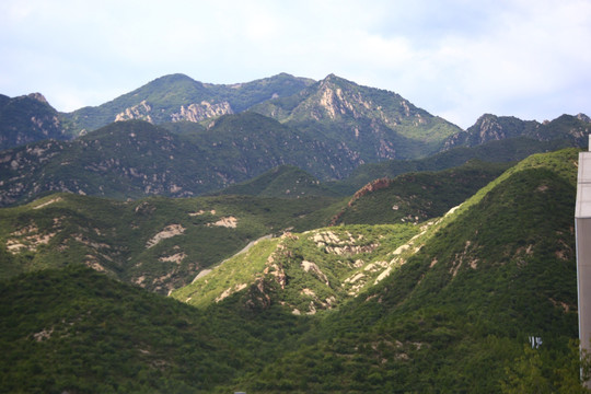 北京郊区群山