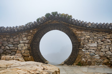 苏式圆形拱门