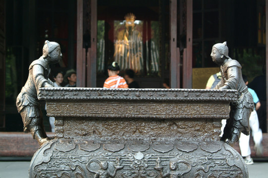 香炉
