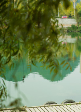 湖泊
