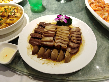 扣肉 肥猪肉 猪 梅花扣肉