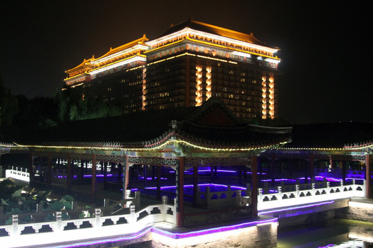 天下第一城夜景