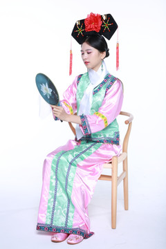 清朝女子服饰高清摄影图