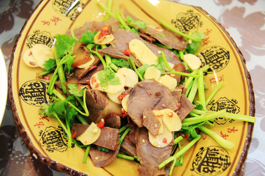 凉拌牛肉