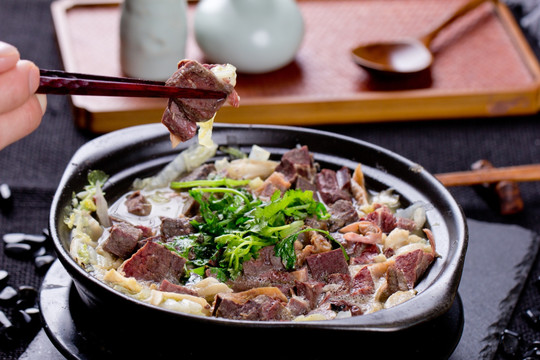 羊杂砂锅
