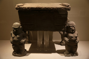 石雕力士托棺