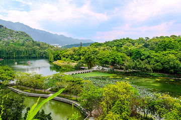 星湖七星岩风景区