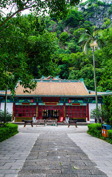 星湖七星岩风景区