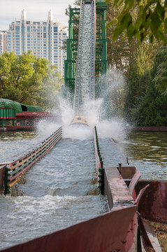 朝阳公园游乐场