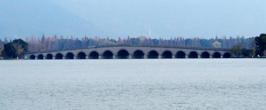 尚湖公园十七孔桥