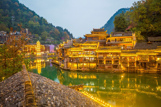 凤凰古城夜景