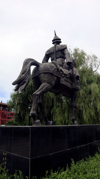 吉林将军雕像