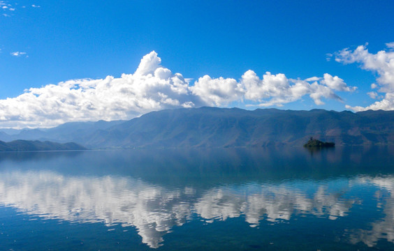 湖光山色