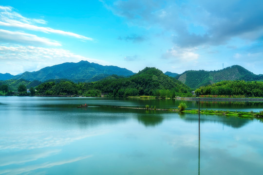 山水风光湖泊美景