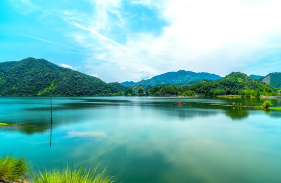 山水风光湖泊美景