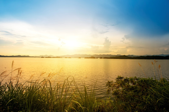 山水风光湖泊美景