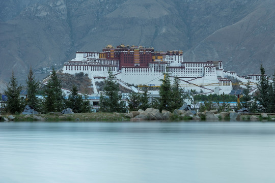 西藏拉萨布达拉宫风光