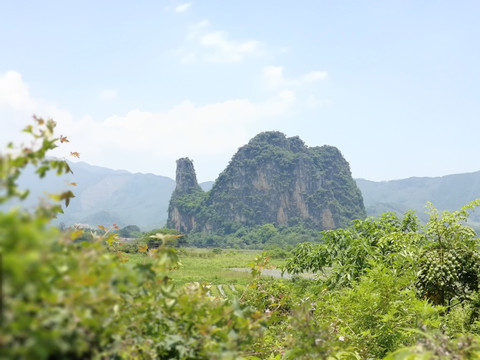 骆驼山