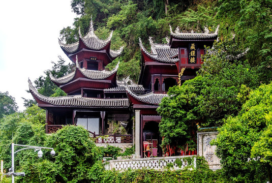 镇远古城