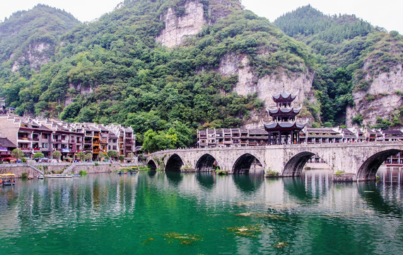 镇远古城