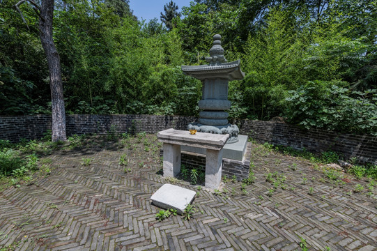 金牛湖风景区金光寺