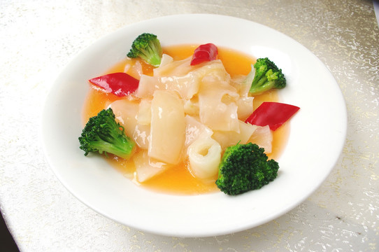 泰式鱼唇