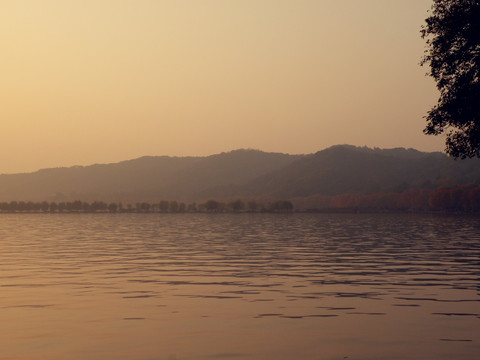 西湖黄昏