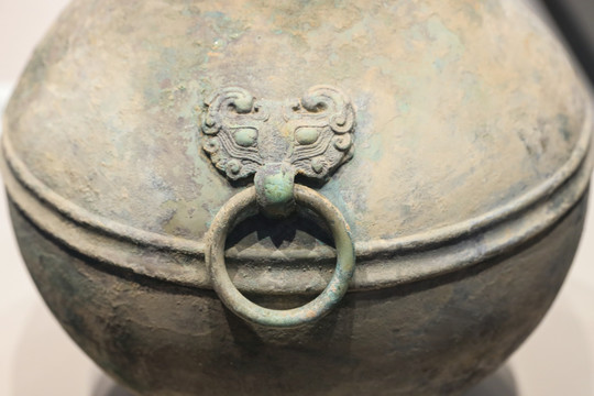 西汉青铜壶钮