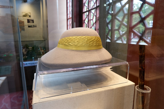 孙中山用过的绒灰帽