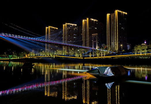 东兴寺夜景