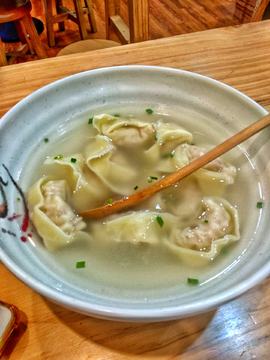 海鲜大馄饨