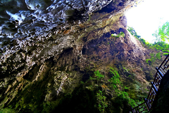 龙宫洞穴