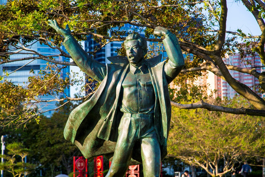 青岛音乐广场雕塑