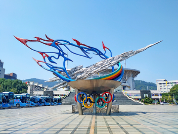 龙岩体育公园雕塑