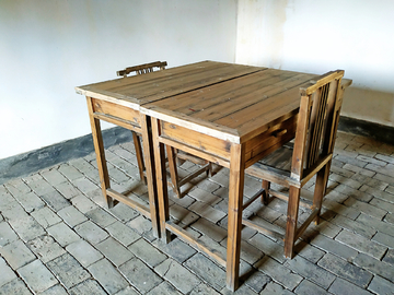 木桌椅