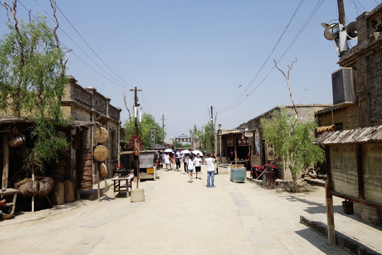 民国时期老银川一条街古朴街景