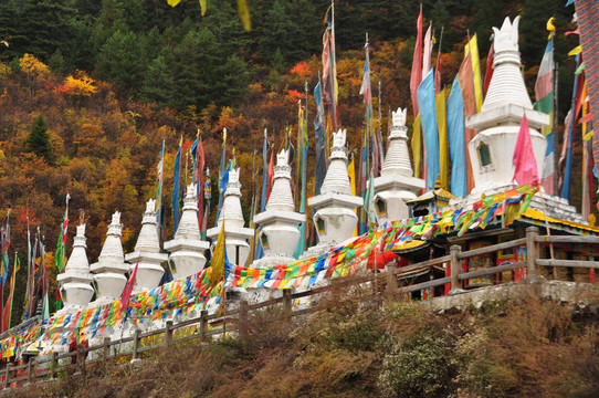 藏族塔林
