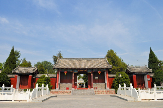 杨再兴纪念园
