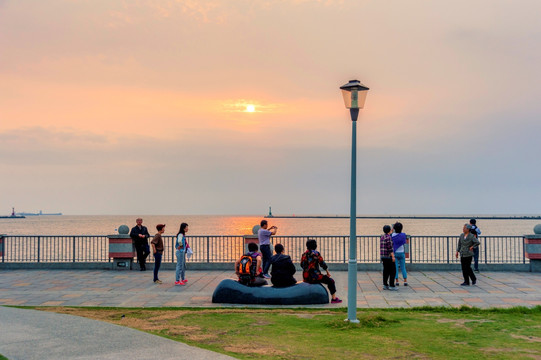 台湾高雄西子湾夕照