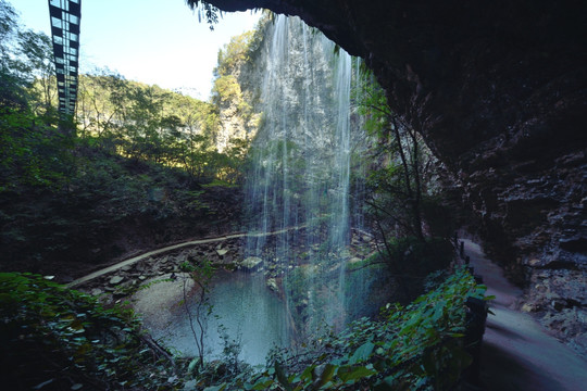 五峰白岩圈景区