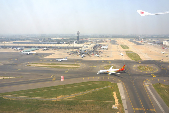 俯拍北京首都国际机场