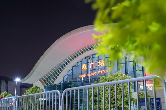 火车站夜景