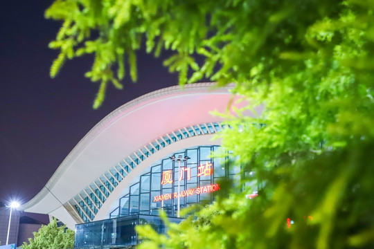 火车站夜景